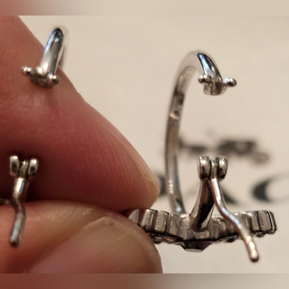 Coach Sparkling Crystal Silver Bow Huggie Hoop Earrings - EUC - Picture 6 of 8